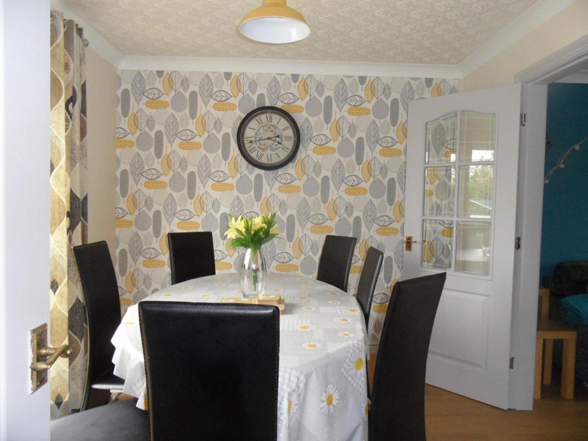 Ty Clud Villa Llangefni Buitenkant foto